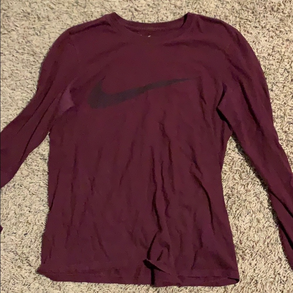 Nike long sleeve tee